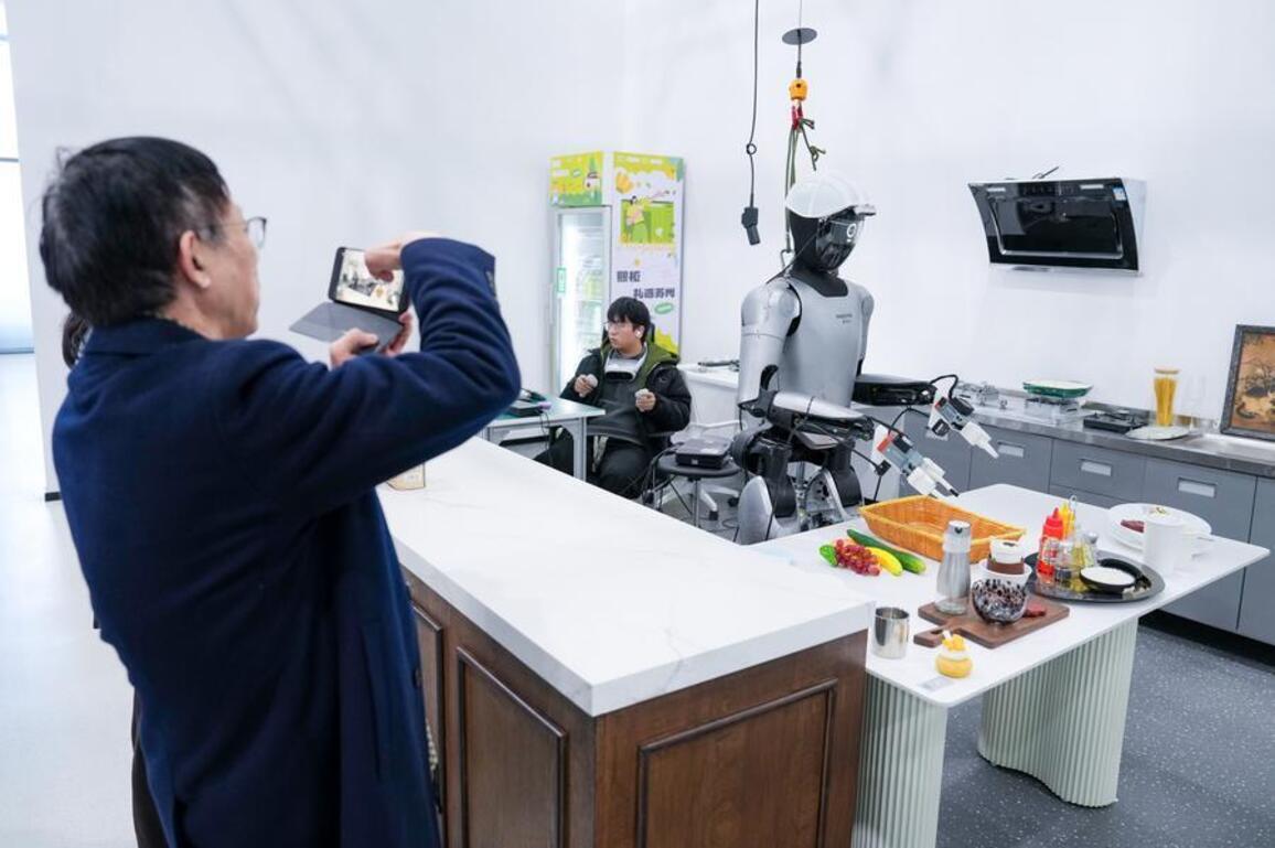 Robot "teachers" preparing China's humanoids for real-world jobs