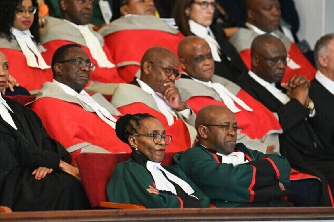 South African president appoints new judges