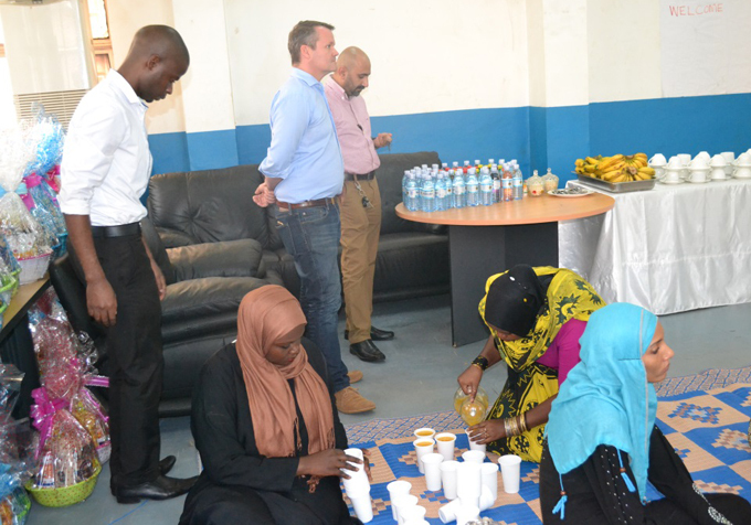  managing director ark hoebridge in blue shirt lauded the show of unity by the employees