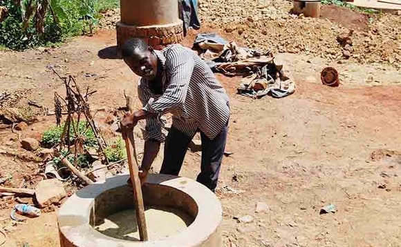 Kiragga ng'atabula obusa. Kiragga ng'atabula obusa.