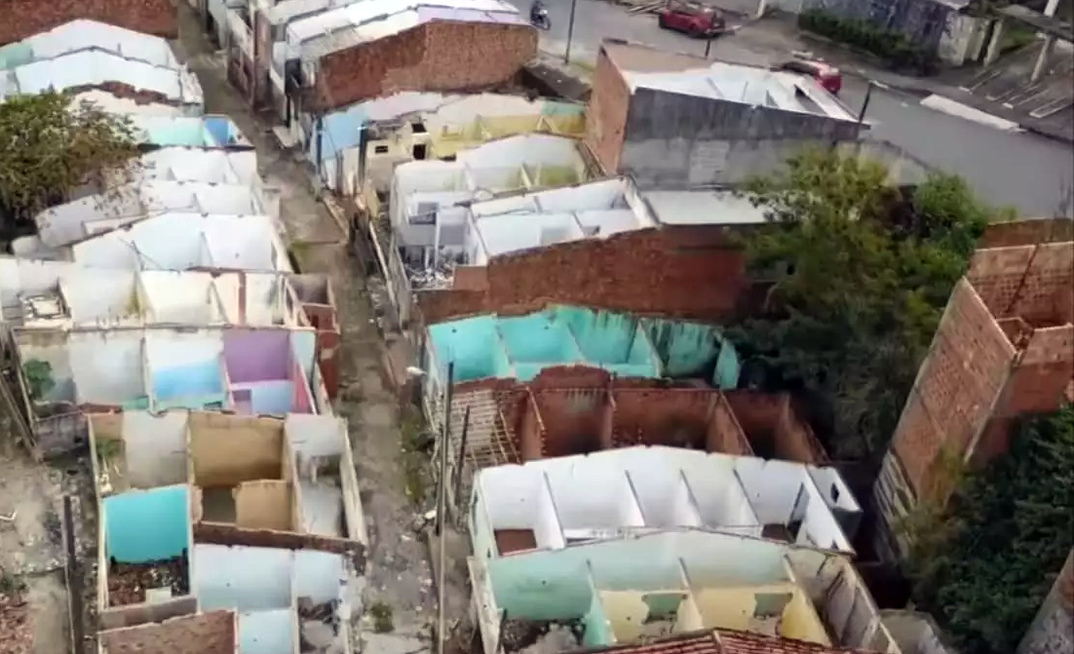 Bairro de Maceió condenado por afundamento de solo causado por extração de sal-gema da Braskem/Reprodução