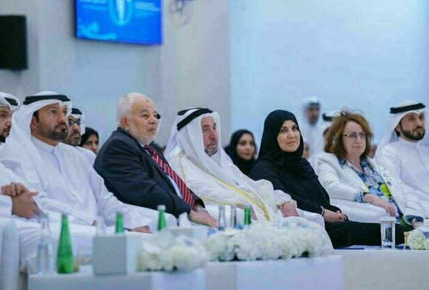 Sharjah Ruler attends International Forum of Arabic Language Teachers