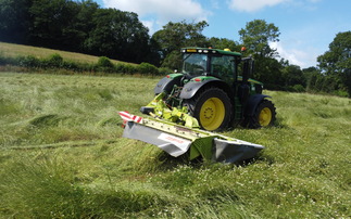 On Test: Claas Disco 3200C Contour