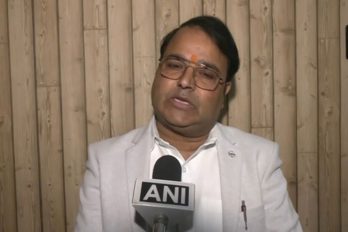 Ayodhya GST Commissioner "deeply hurt" over allegations against PM Modi, Yogi, resigns amid Shankaracharya row
