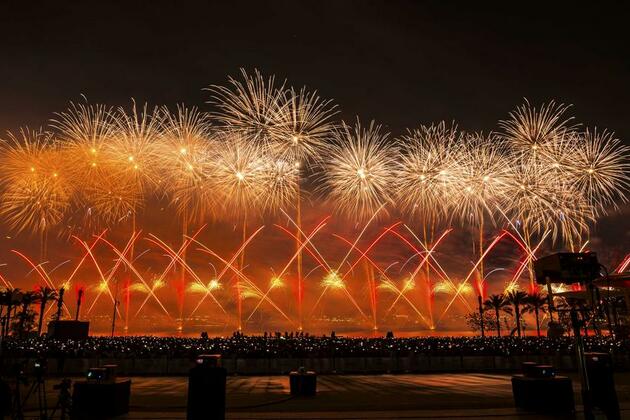 Mideast in Pictures: Lusail Sky Festival dazzles with aerial spectacle in Qatar