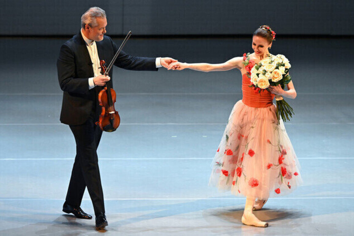 Italian theater cancels Russian artists