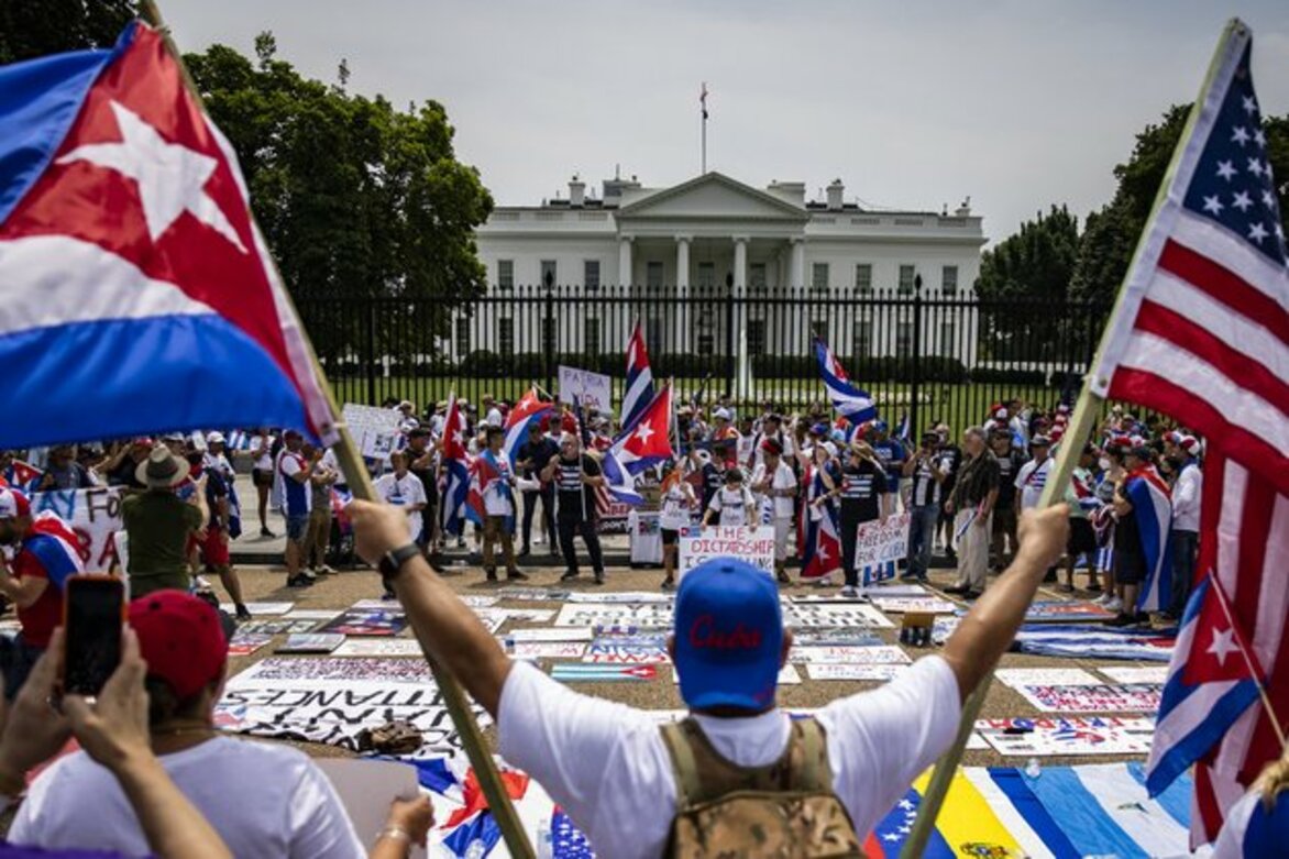Former US ambassador accused of being Cuban spy AP
