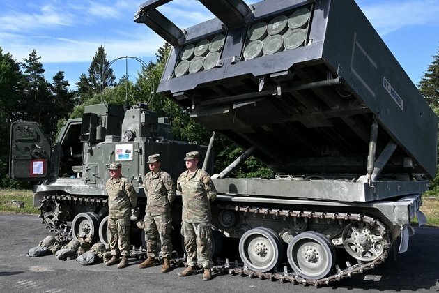 Pentagon prints playing cards to train Ukrainians NYT