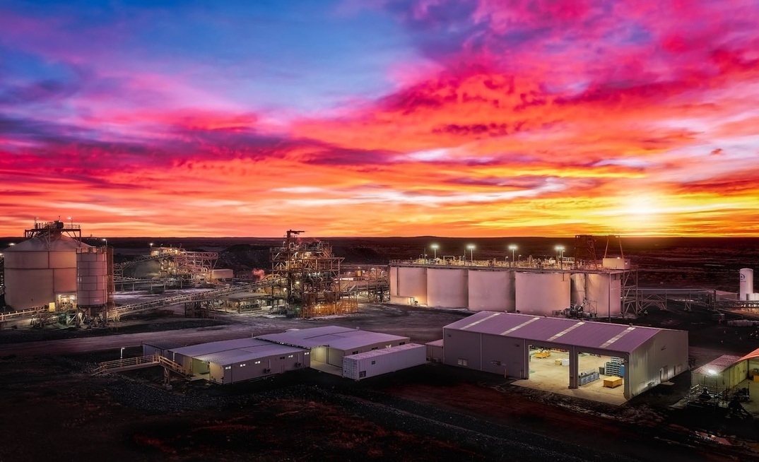 Bellevue hits gold target