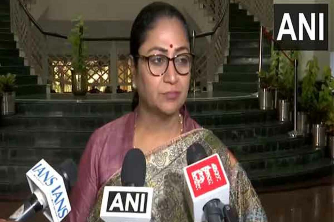 Delhi CM Rekha Gupta condoles Najafgarh tragedy, assures aid to family