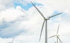 UK wind power record breezes past 22,000MW mark for first time