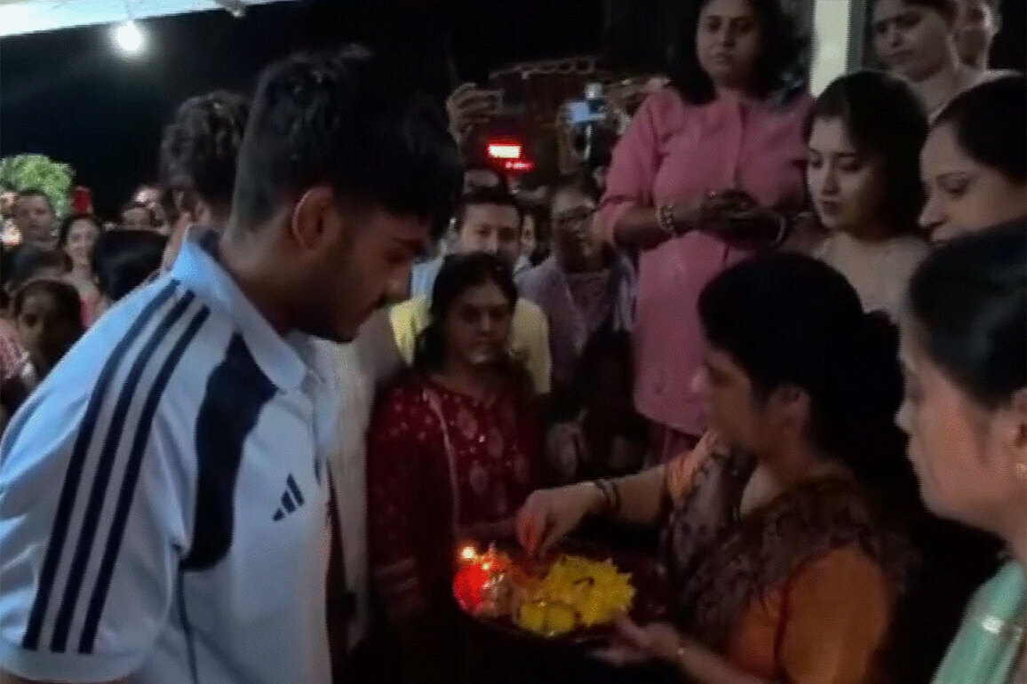 Ayush Mhatre, Udhav Mohan receive rousing reception at home following T20 WC 2026 win