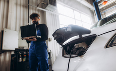 Government and industry pledge £130m for 'cutting edge' electric vehicle projects
