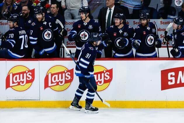 Jets need to keep stacking points vs. suddenly slumping Lightning
