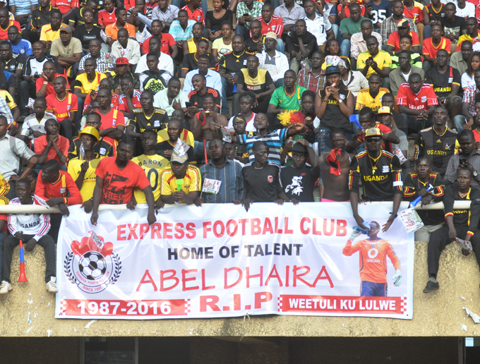  ranes fans display a banner in memory of haira at amboole tadium on uesday hoto by palanyi sentongo