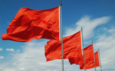 Advice drawdown slump a 'massive red flag'