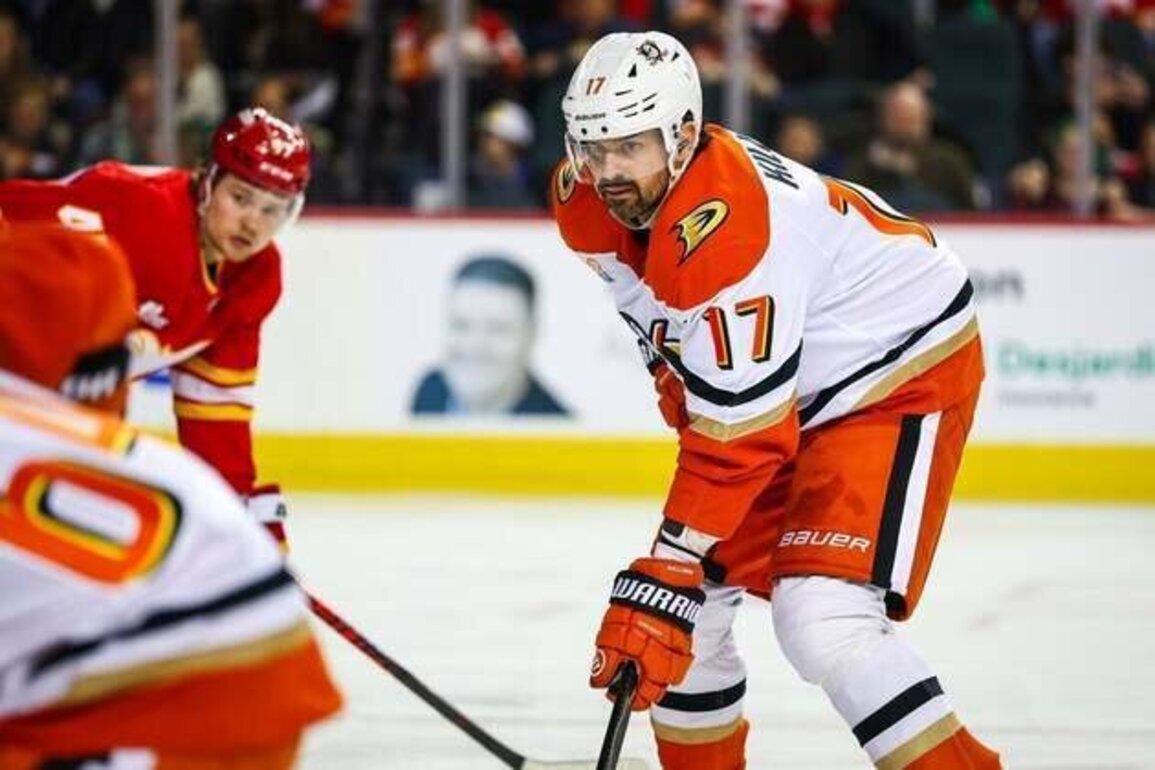 Ducks, Golden Knights each striving to get back on a winning track