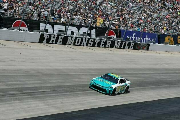 Road courses in rearview, drivers tackle Dover's 'Monster Mile'