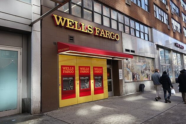 Exit ban on U.S. banker prompts Wells Fargo China travel freeze