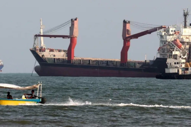 Several Iraqi oil tankers allowed through Strait of Hormuz by Iran