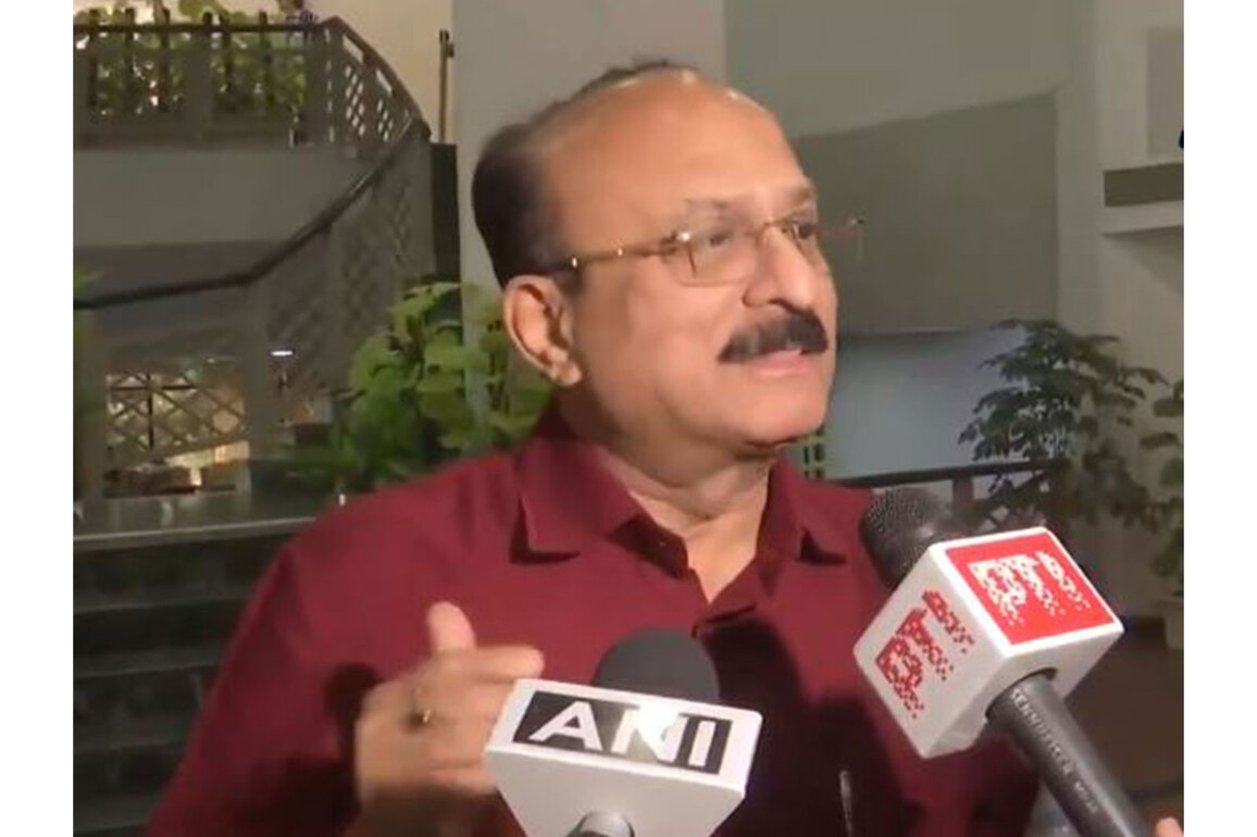 "Our govt is committed to stopping pollution": Delhi Minister Sood
