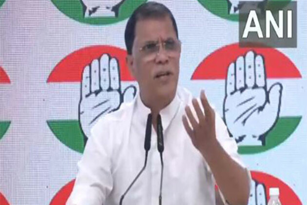 Congress' Pawan Khera refutes Shashi Tharoor's claims on surgical strikes, backs Udit Raj's criticism