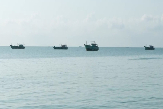 TN: Local fishermen demand construction of additional jetty to ease fishing difficulties in Thoothukudi