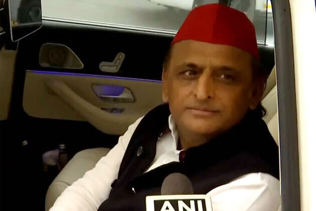 "Was the Budget made for America or for India?...'Make in India' lion rusted away": Akhilesh Yadav slams India-US trade deal