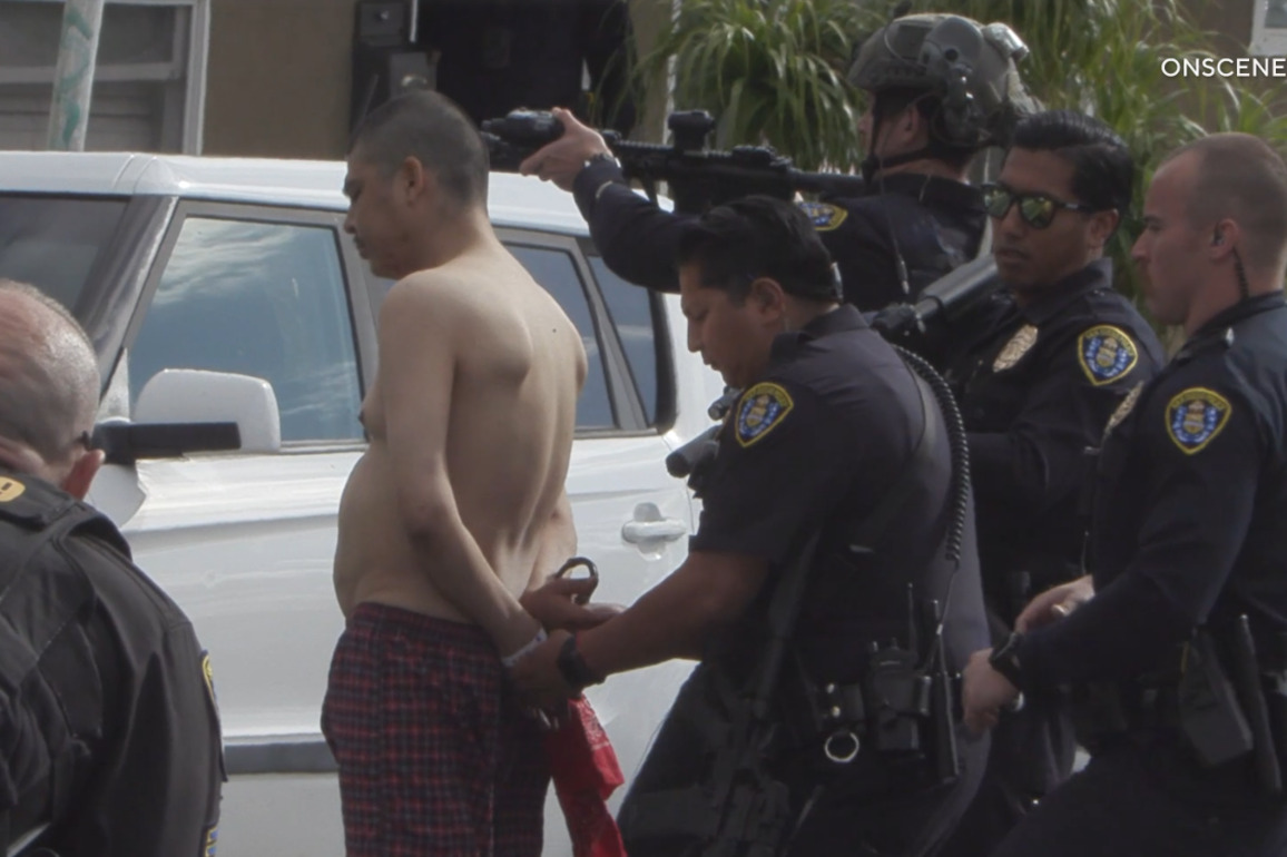 Man arrested after liquor story robbery and fatal shooting in Skyline