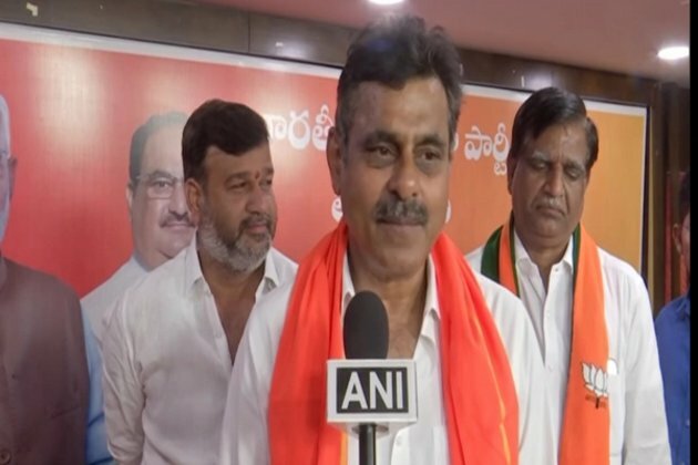 "Let engineers work": BJP leader KV Reddy hits out at Telangana CM KCR