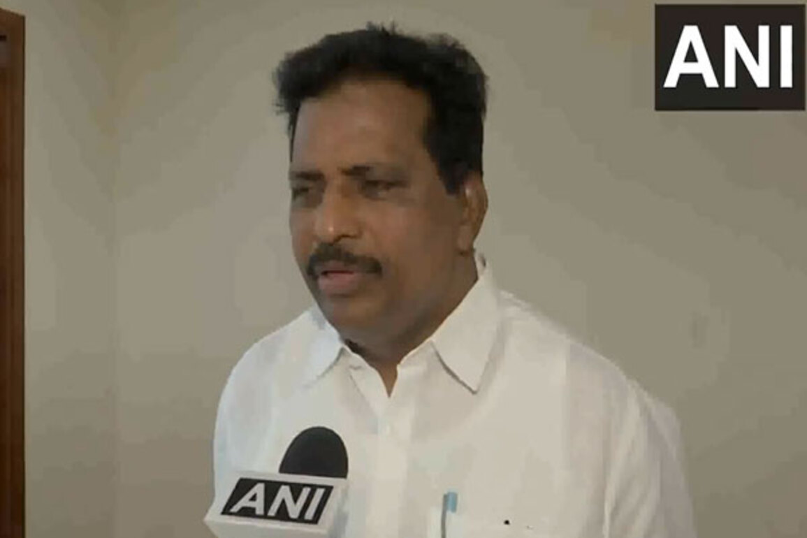 "Pilot announced communication problem with radar system": Congress MP Suresh demands inquiry after AI flight diversion