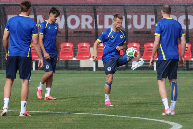 (SP)CANADA-TORONTO-FIFA WORLD CUP-TEAM BOSNIA AND HERZEGOVINA-TRAINING