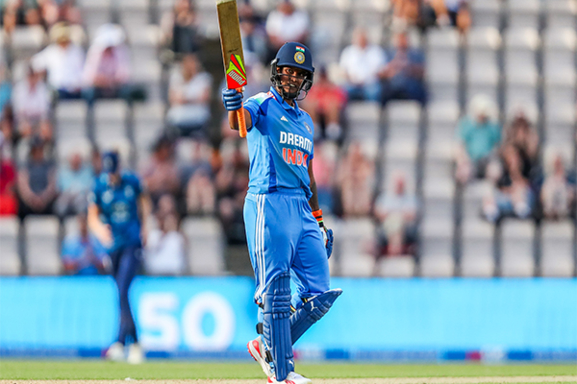 "I picked that up from Rishabh Pant": Deepti Sharma credits Pant for her one-handed six