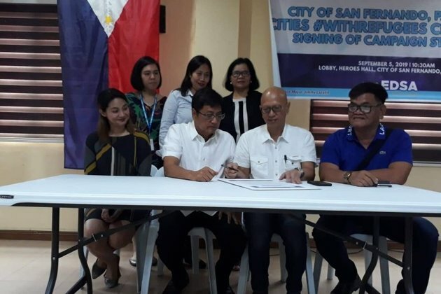 City of San Fernando signs UN refugee campaign