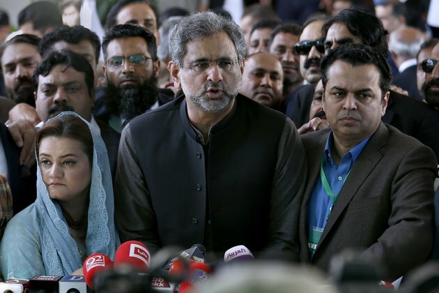 Pakistan Arrests Ex-Prime Minister for Graft