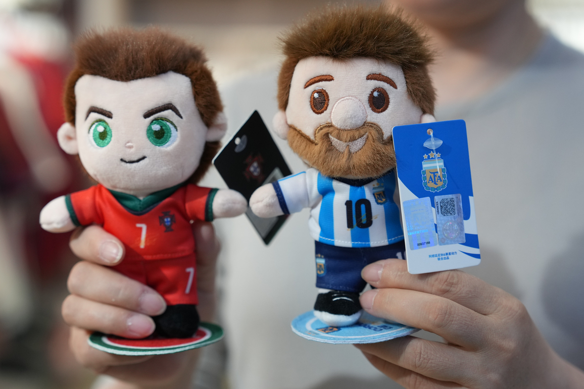 Xinhua Headlines: A World Cup like never before
