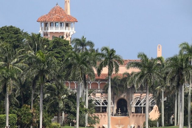 Trump Took Kim &#039;Love Letters,&#039; Government Records from White House