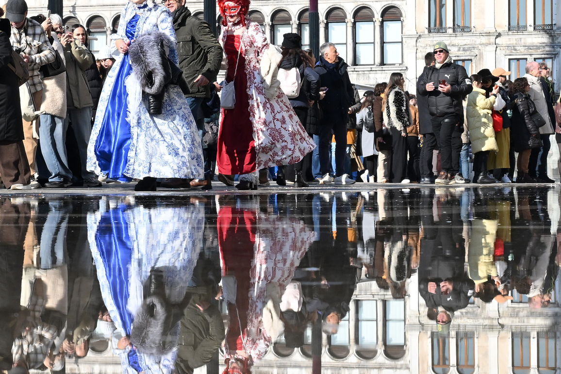 ITALY-VENICE-CARNIVAL