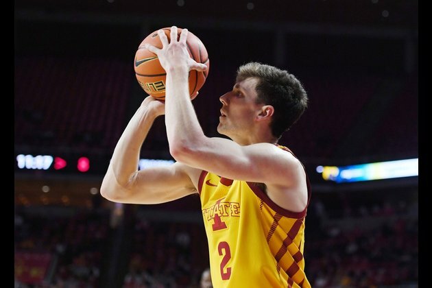 No. 19 Iowa State ends lengthy road skid by beating Creighton