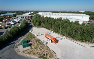 A Warburtons UK HGV re-fuels with bio-CNG at a CNG Fuels site | Credit: CNG Fuels