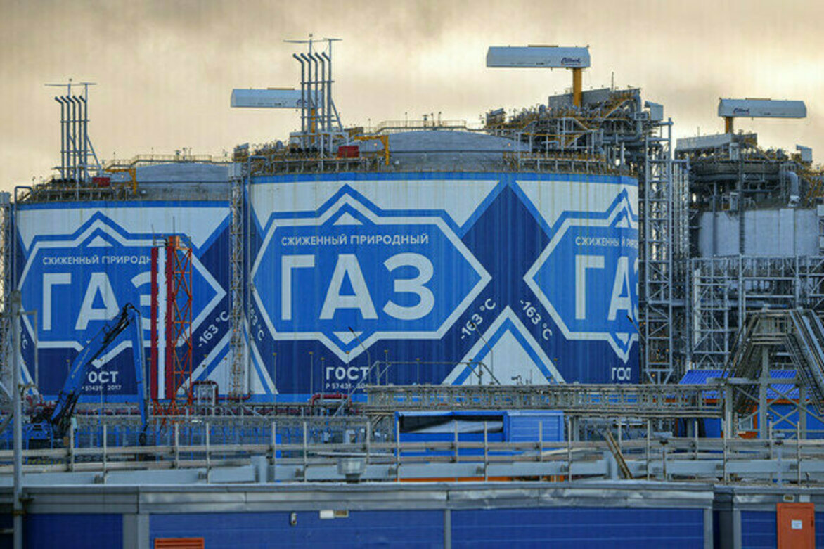 EU eyeing legal loopholes to ditch Russian gas contracts FT