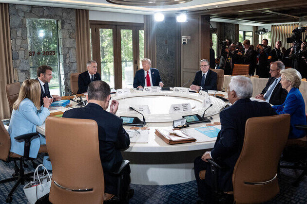 EU was kept in the dark about Trumps Ukraine peace plan  Telegraph