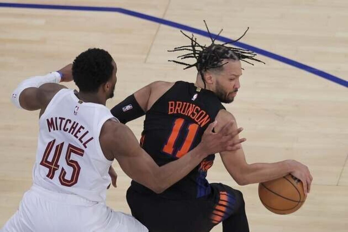 Riding-high Knicks head to Cleveland with commanding 2-0 lead over Cavs