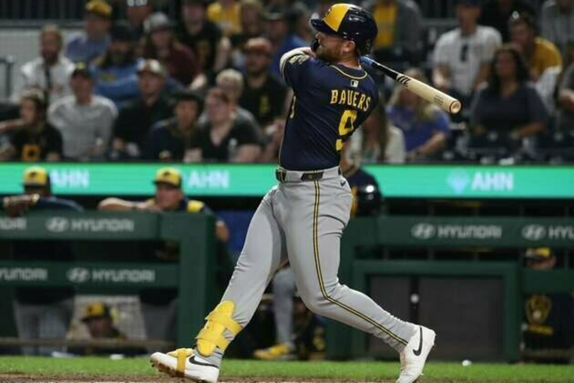 Brewers rely on next-man-up philosophy against Pirates