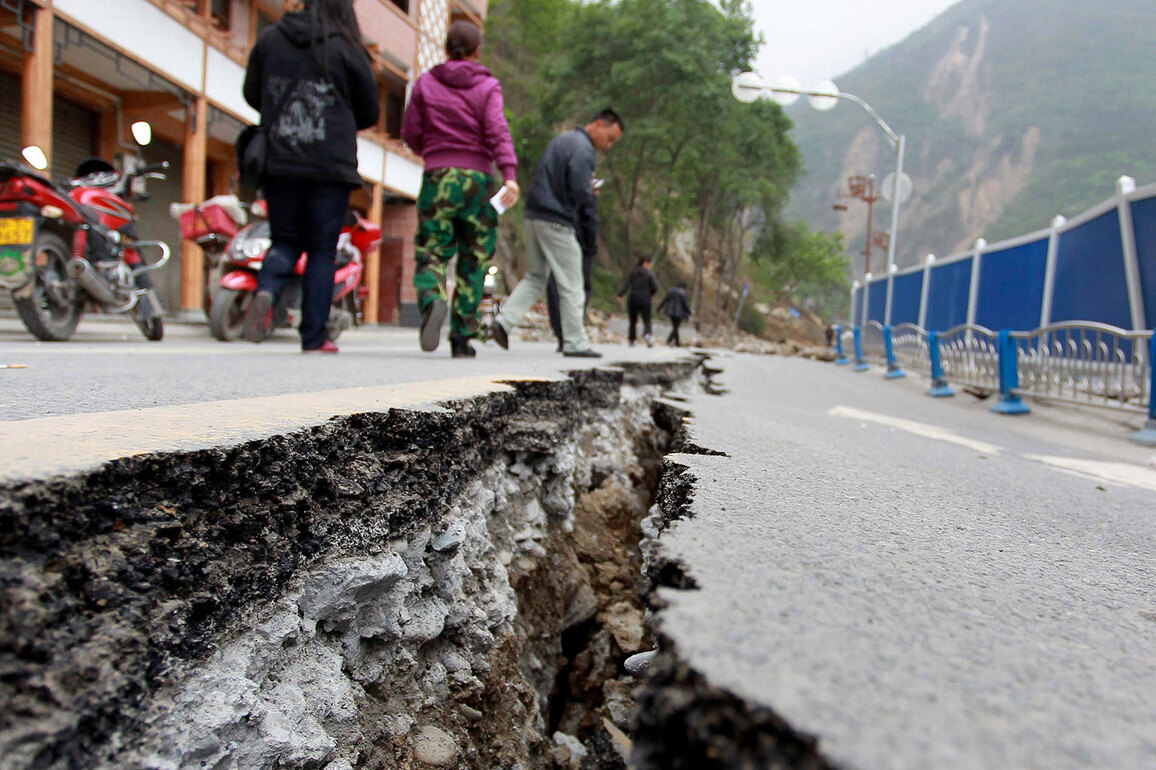 Earthquake of magnitude 4.3 strikes China