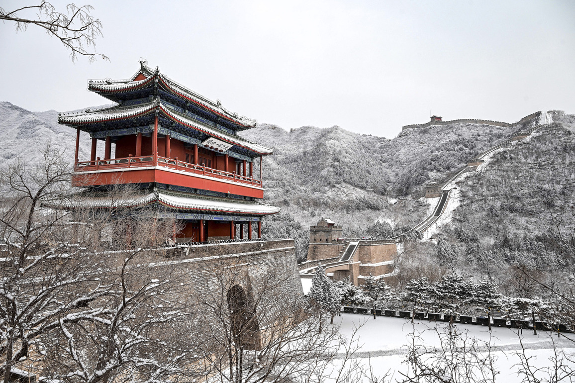CHINA-BEIJING-GREAT WALL-JUYONGGUAN-SNOWFALL-SCENERY (CN)