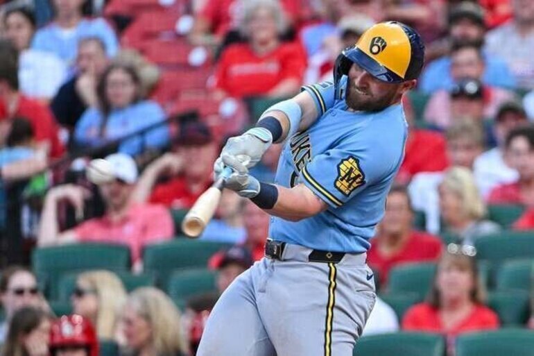 Brewers take down Cardinals to win 4 of 5 in series
