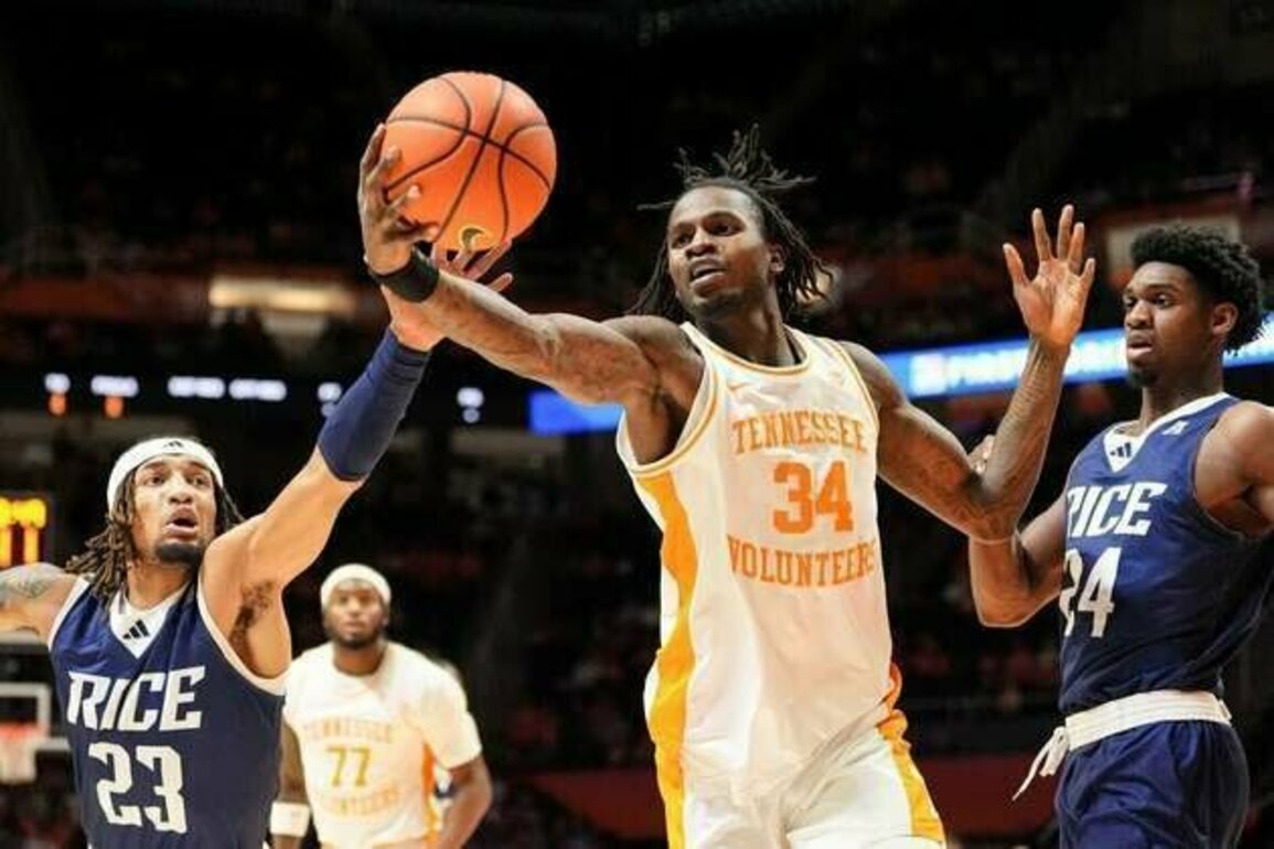 Felix Okpara's career-high 20 points lead No. 20 Tennessee past Rice