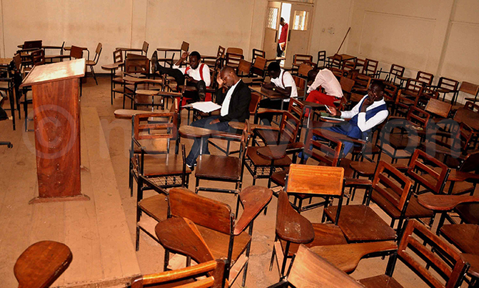 Defiant Makerere staff continue strike Defiant Makerere staff continue strike