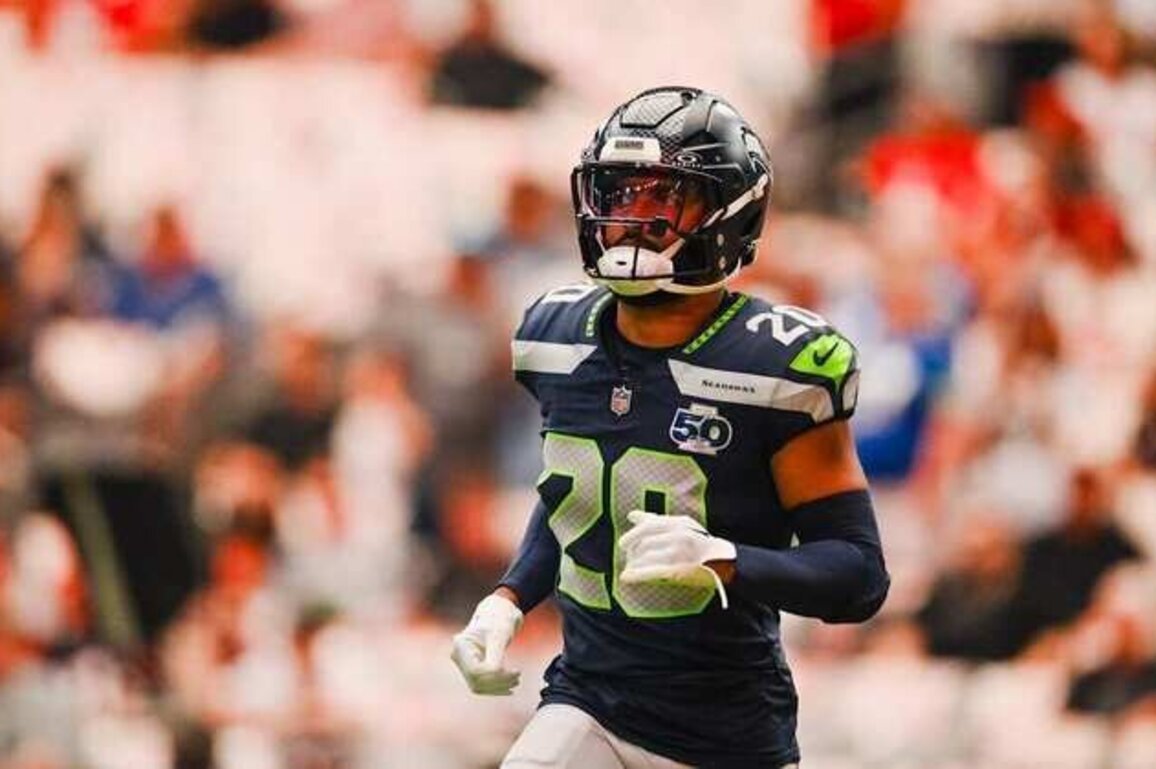 Julian Love 'Had A Bit Of A Setback' & Other Seahawks Injury Updates